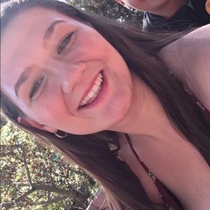 Meet your Posher, Jasmine